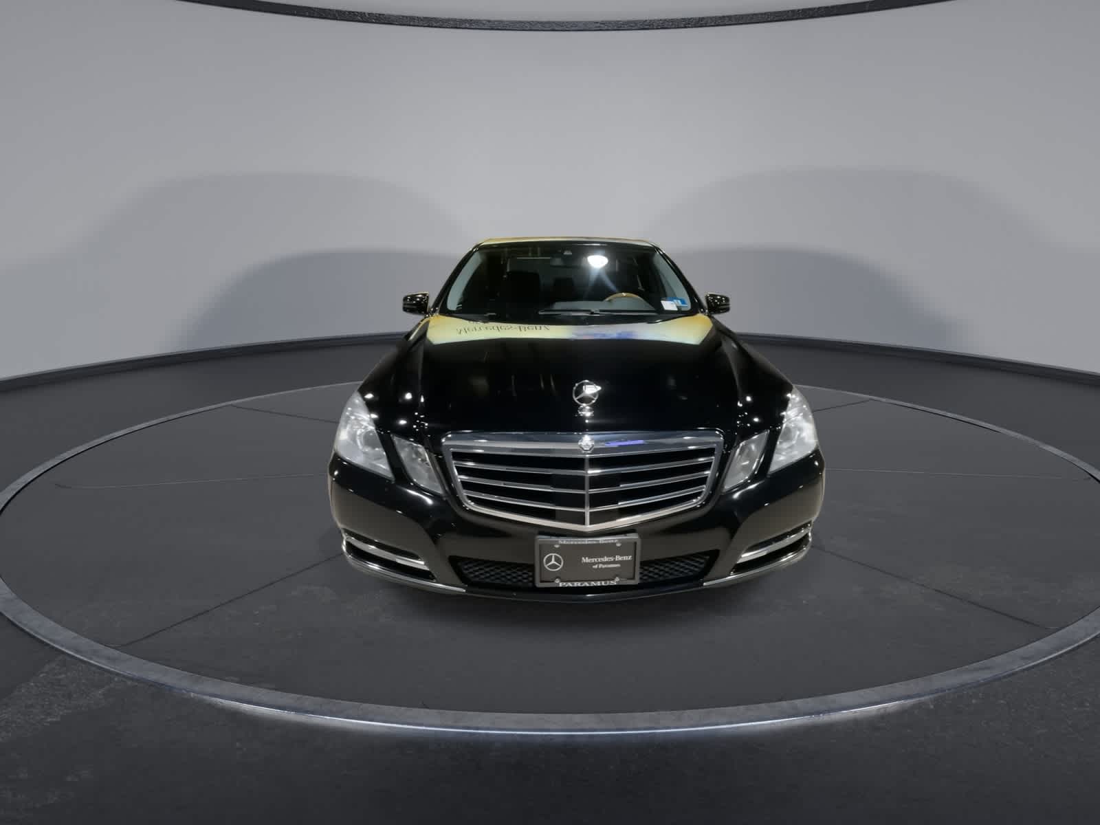 2012 Mercedes Benz E 4MATIC photo 4