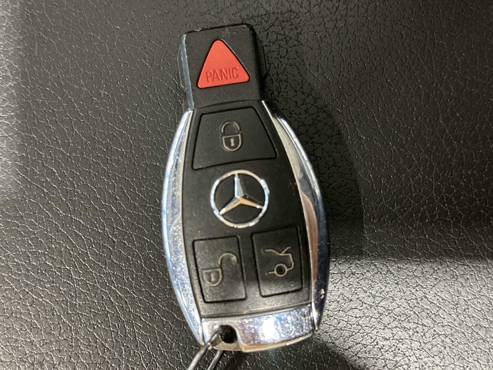 Thumbnail: 2017 Mercedes-Benz GLC - 32