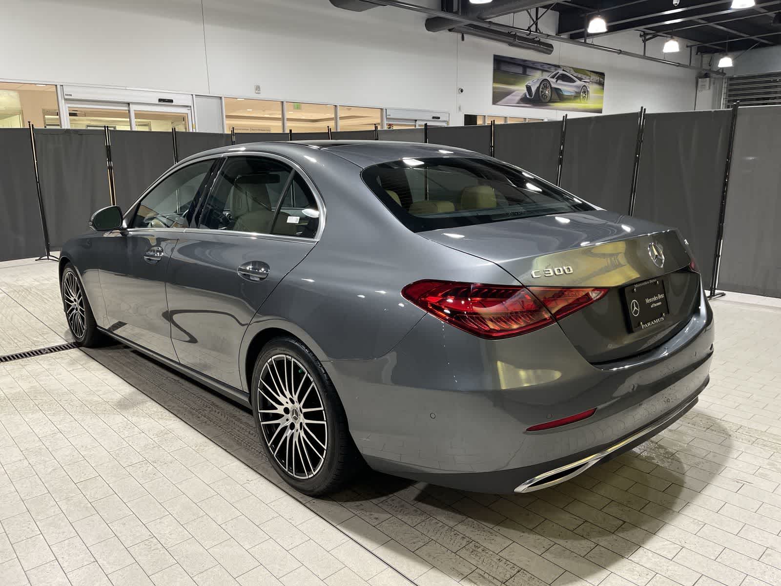 Thumbnail: 2022 Mercedes-Benz C-Class - 16