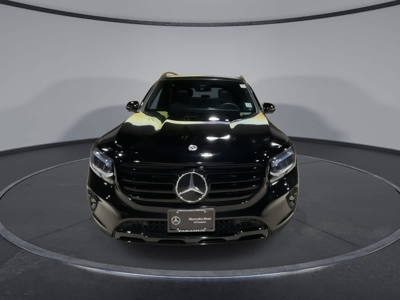 Thumbnail: 2025 Mercedes-Benz GLB - 4