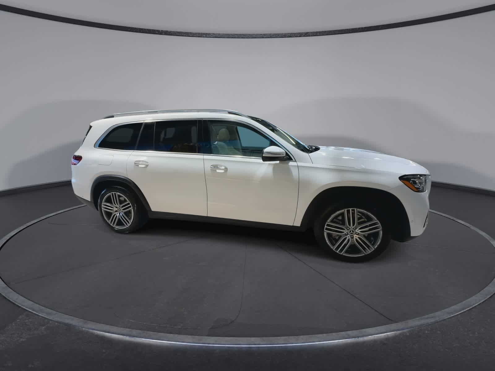 Thumbnail: 2024 Mercedes-Benz GLS - 13