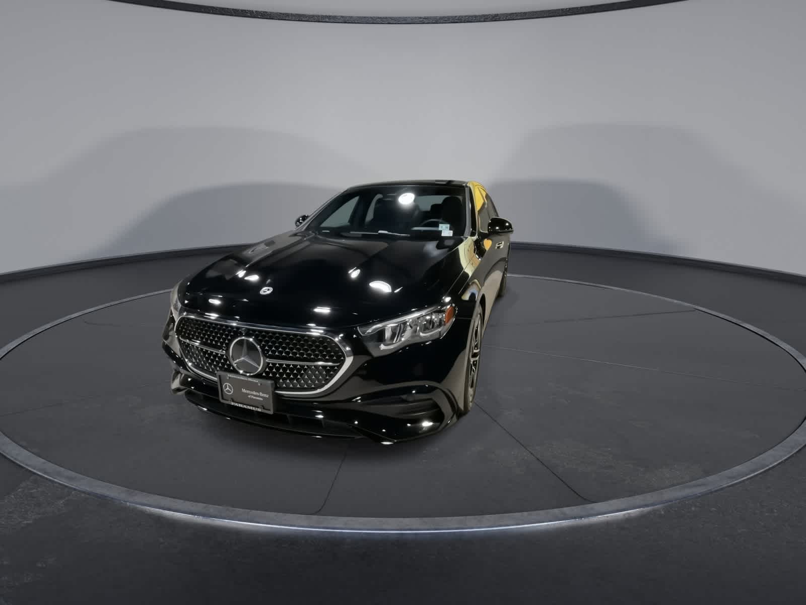 Thumbnail: 2025 Mercedes-Benz E-Class - 5