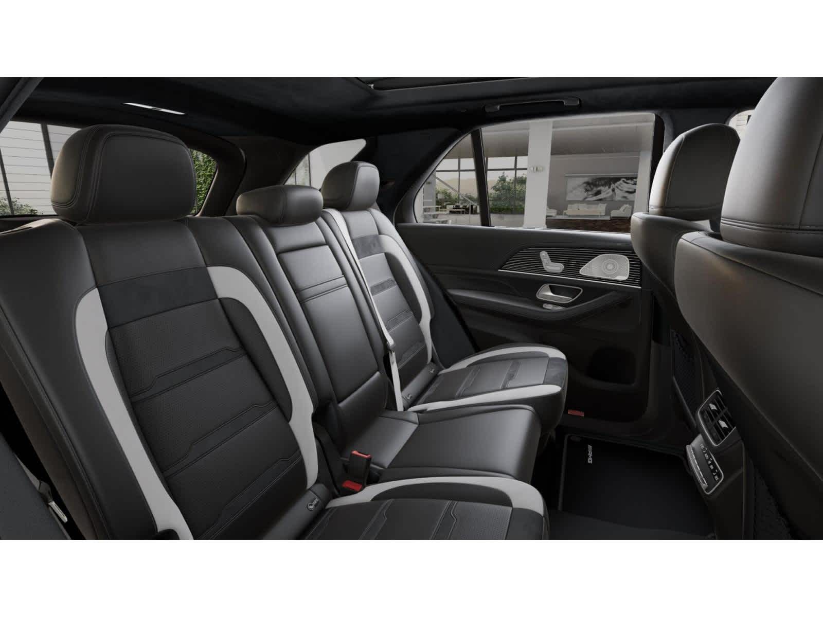 Thumbnail: 2026 Mercedes-Benz GL-Class - 5