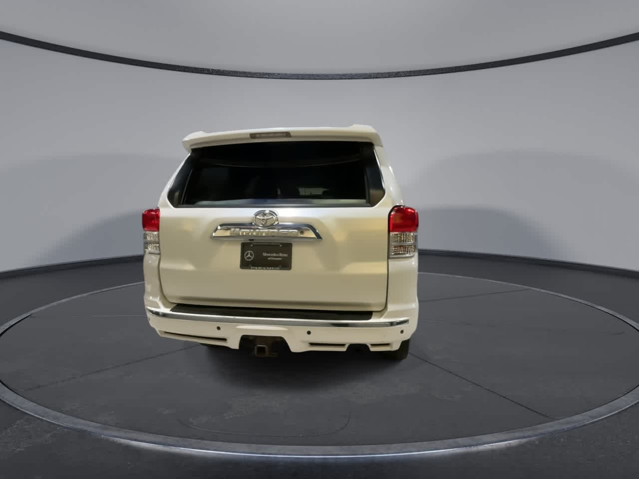 Thumbnail: 2011 Toyota 4Runner - 11