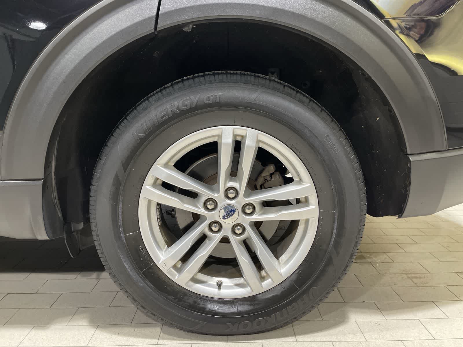 Thumbnail: 2020 Ford Explorer - 20