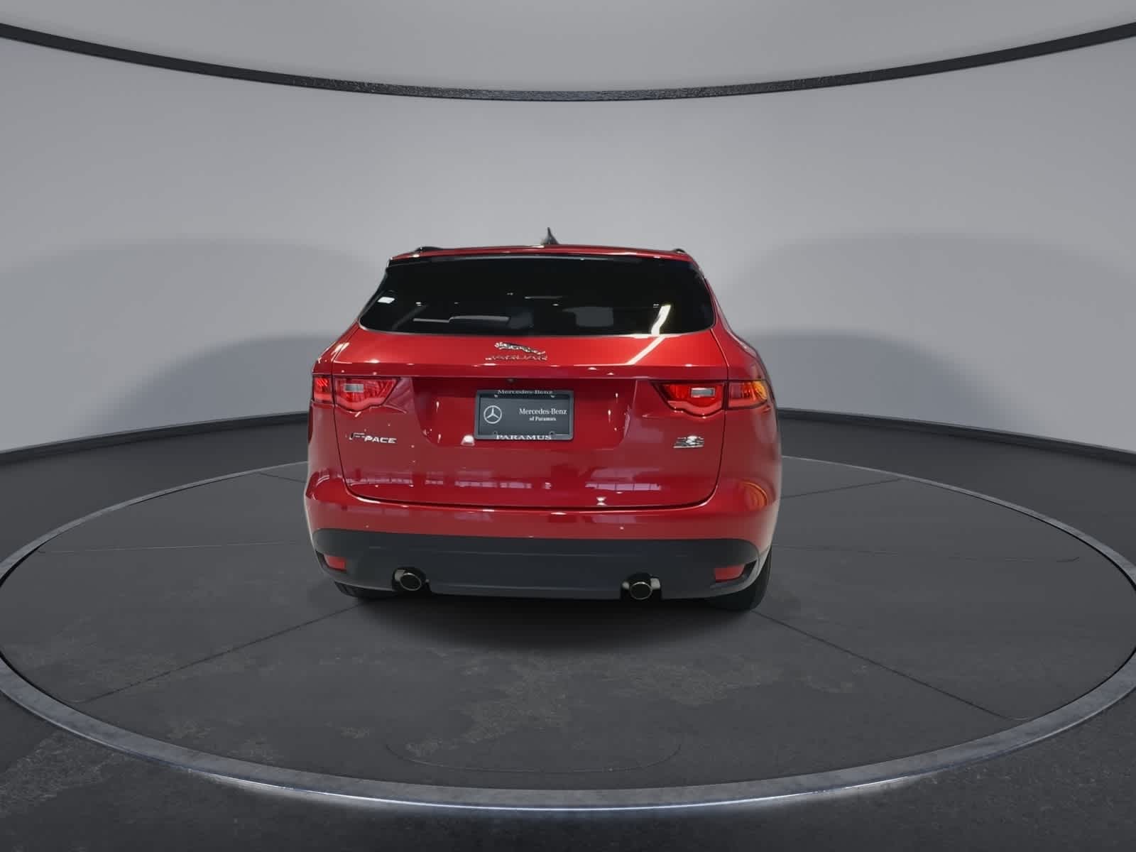 Thumbnail: 2020 Jaguar F-Pace - 10