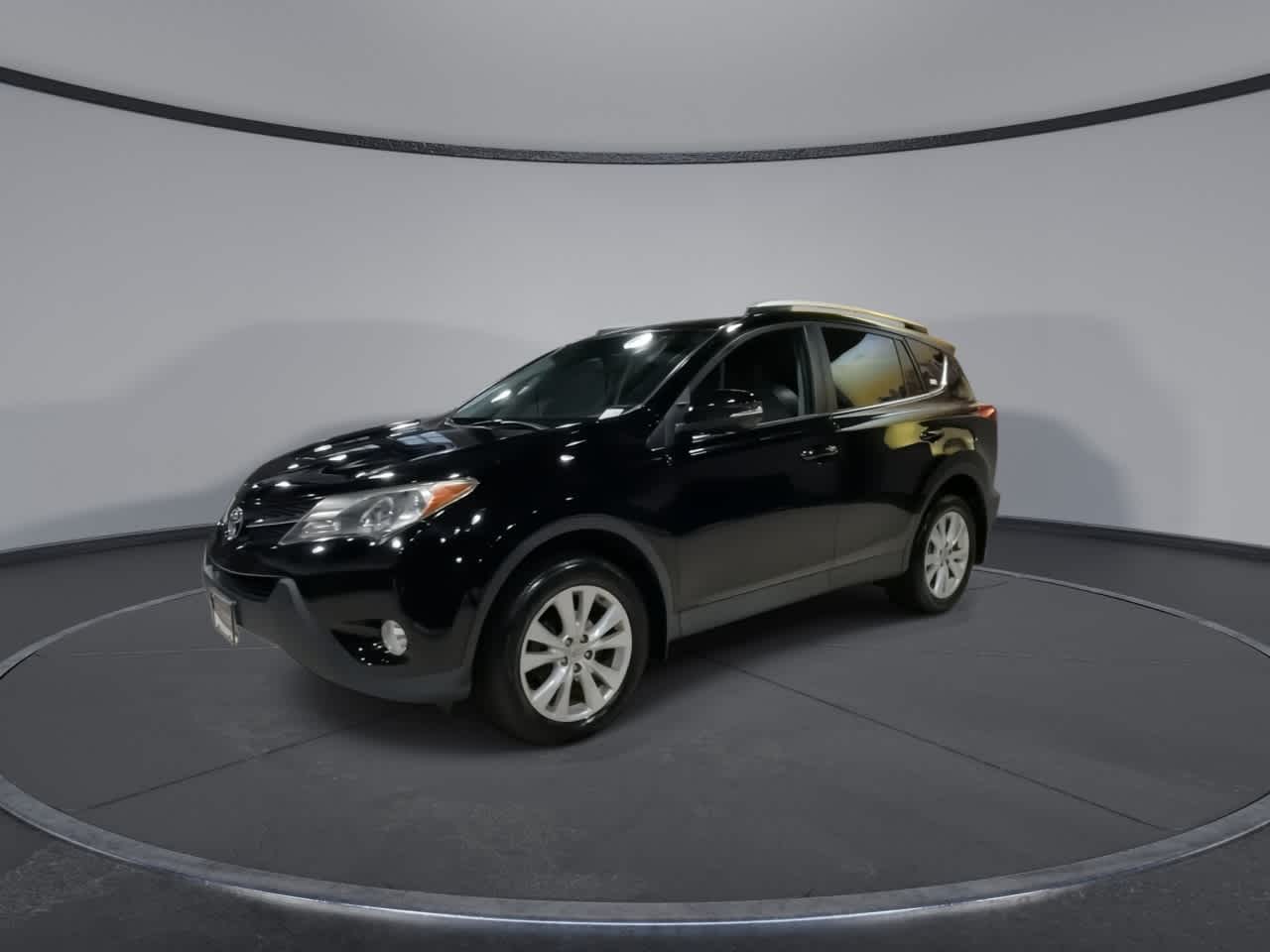 Thumbnail: 2015 Toyota RAV4 - 6