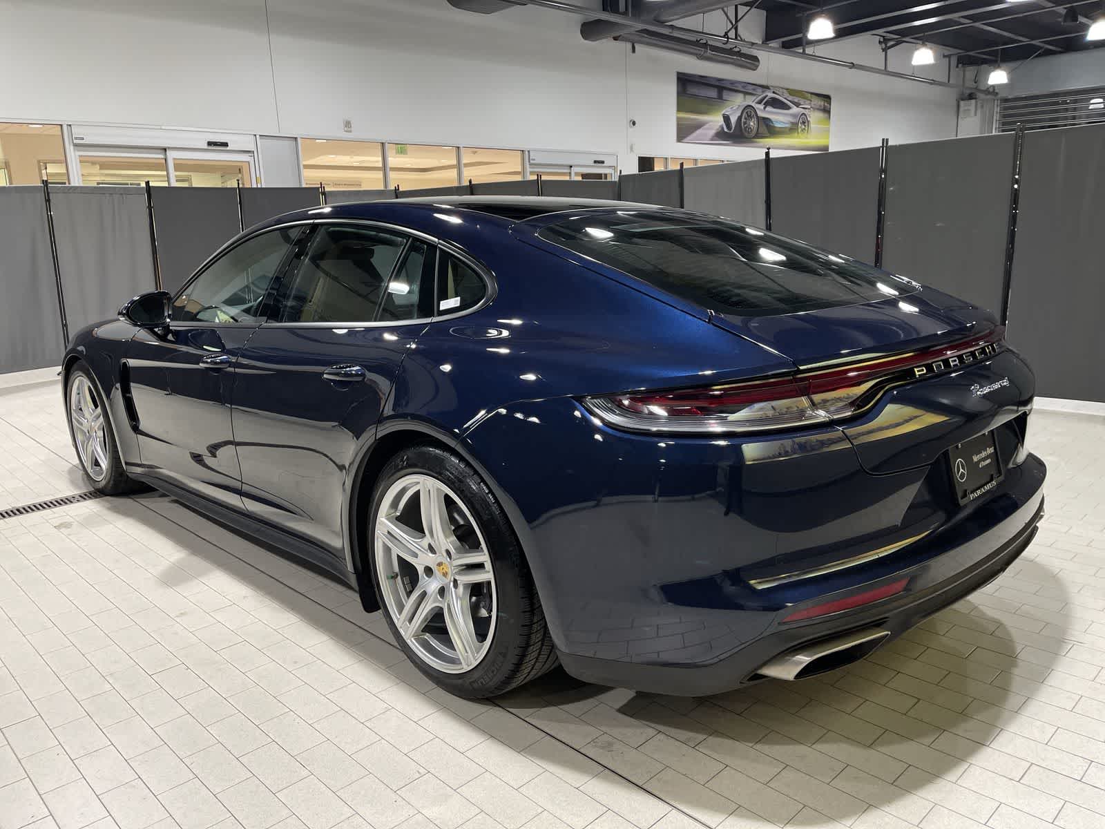 Thumbnail: 2022 Porsche Panamera - 16