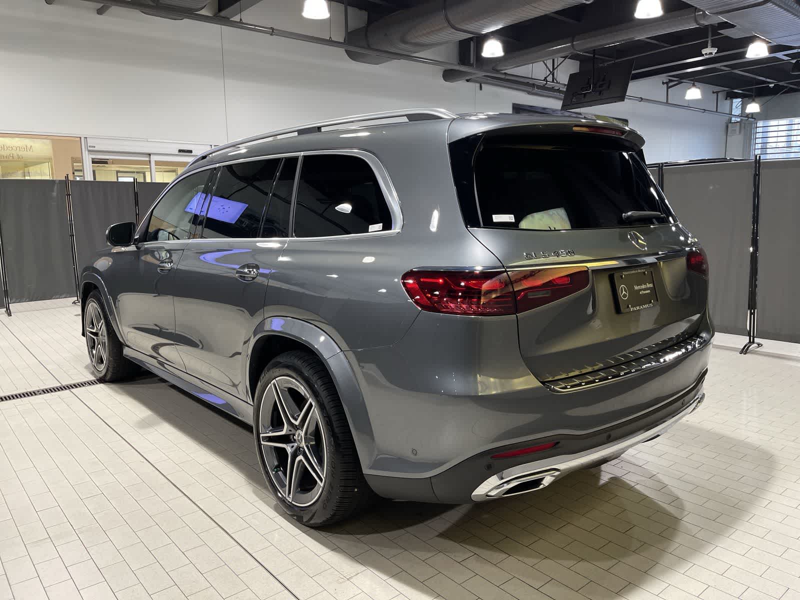 Thumbnail: 2025 Mercedes-Benz GLS - 16