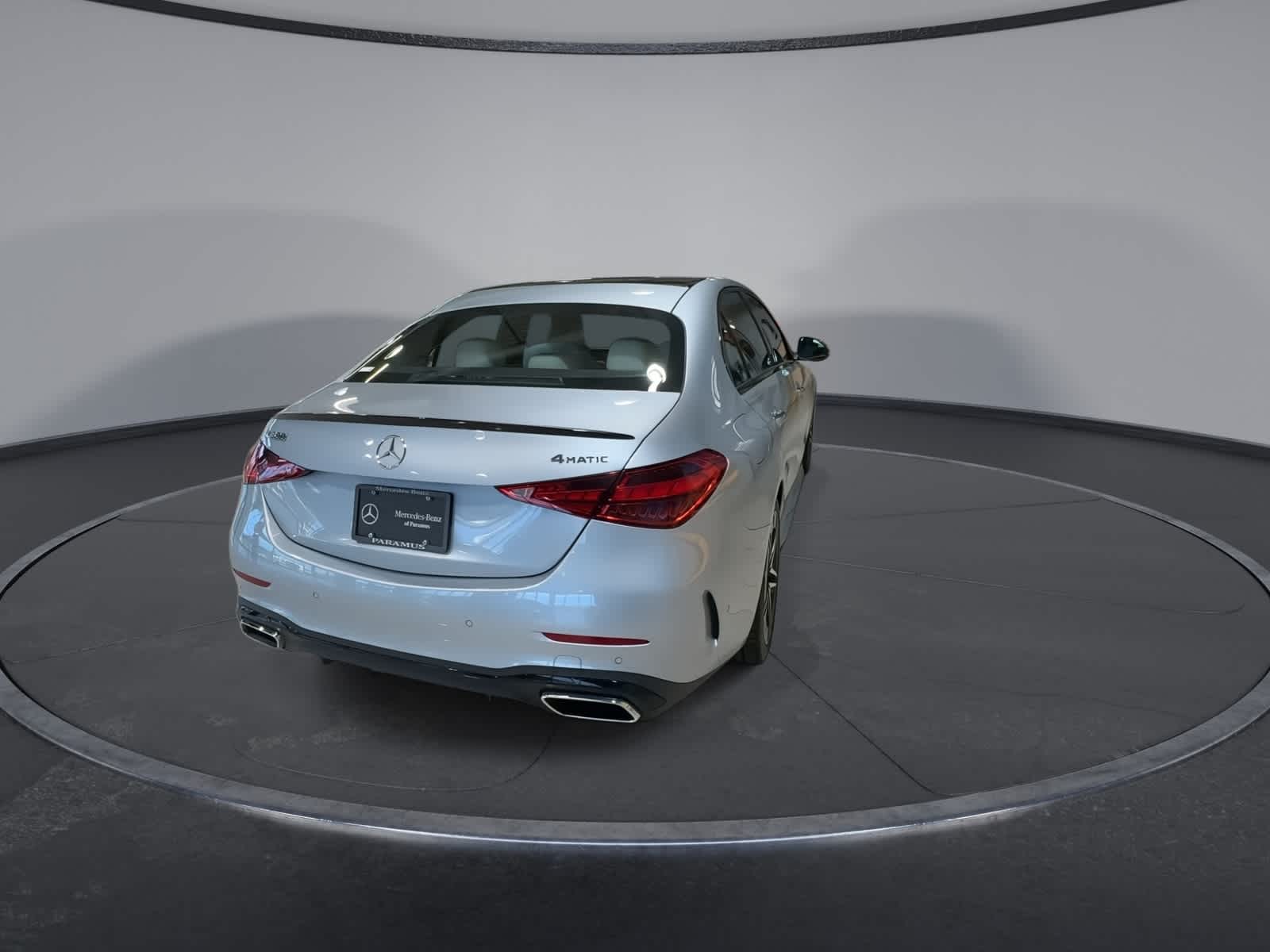 Thumbnail: 2023 Mercedes-Benz C-Class - 10