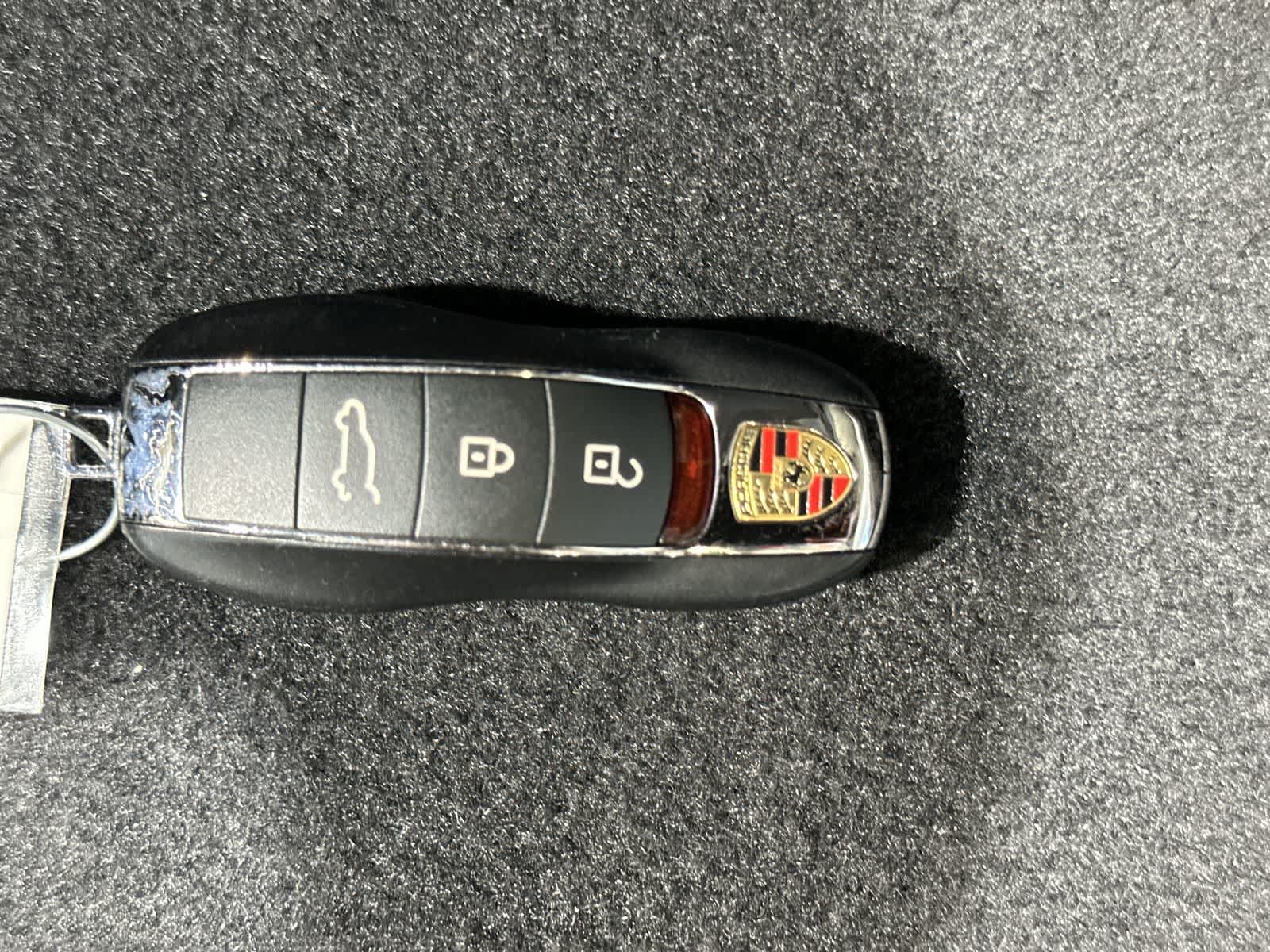 Thumbnail: 2023 Porsche Macan - 32