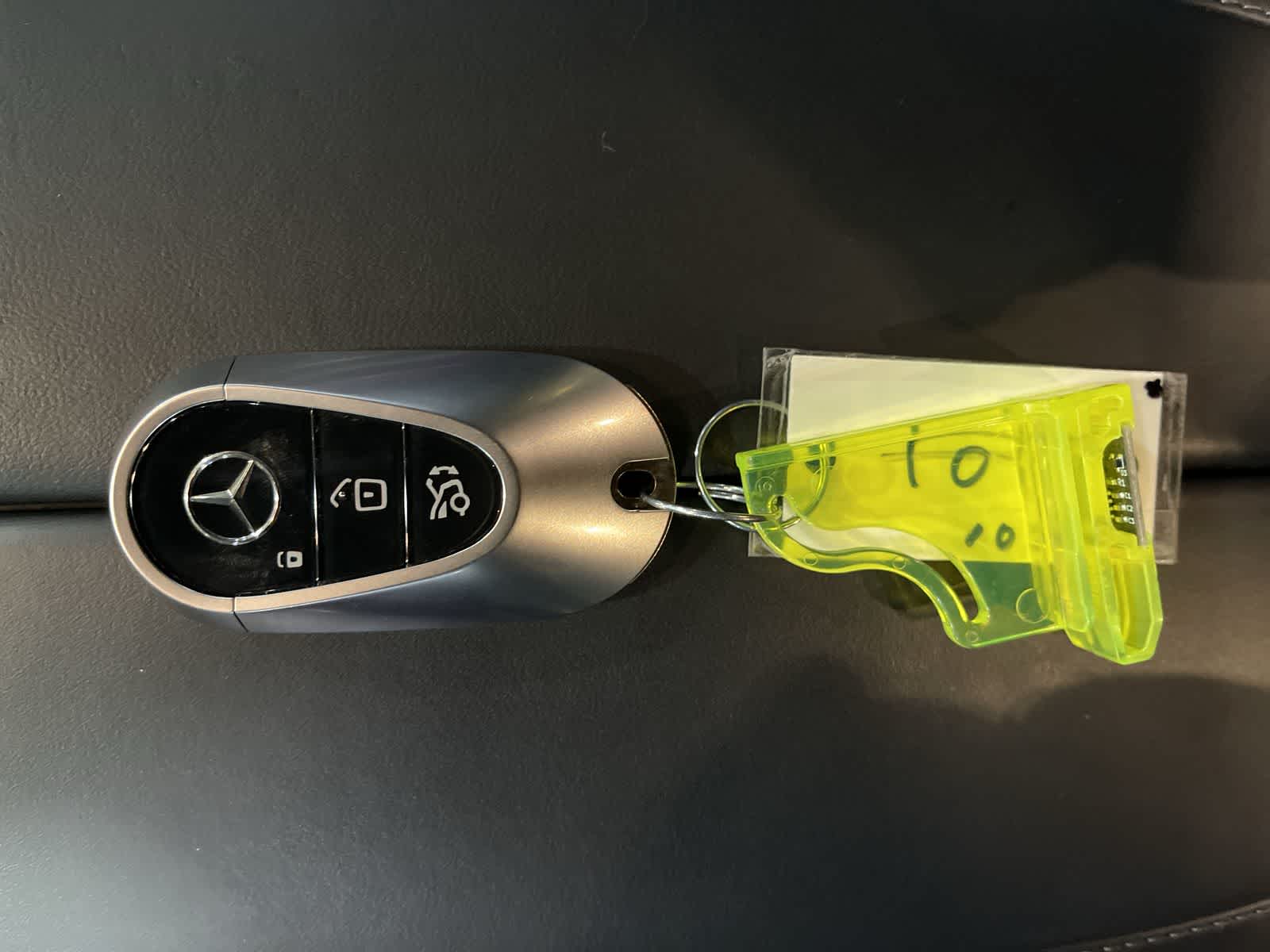 Thumbnail: 2021 Mercedes-Benz S-Class - 32