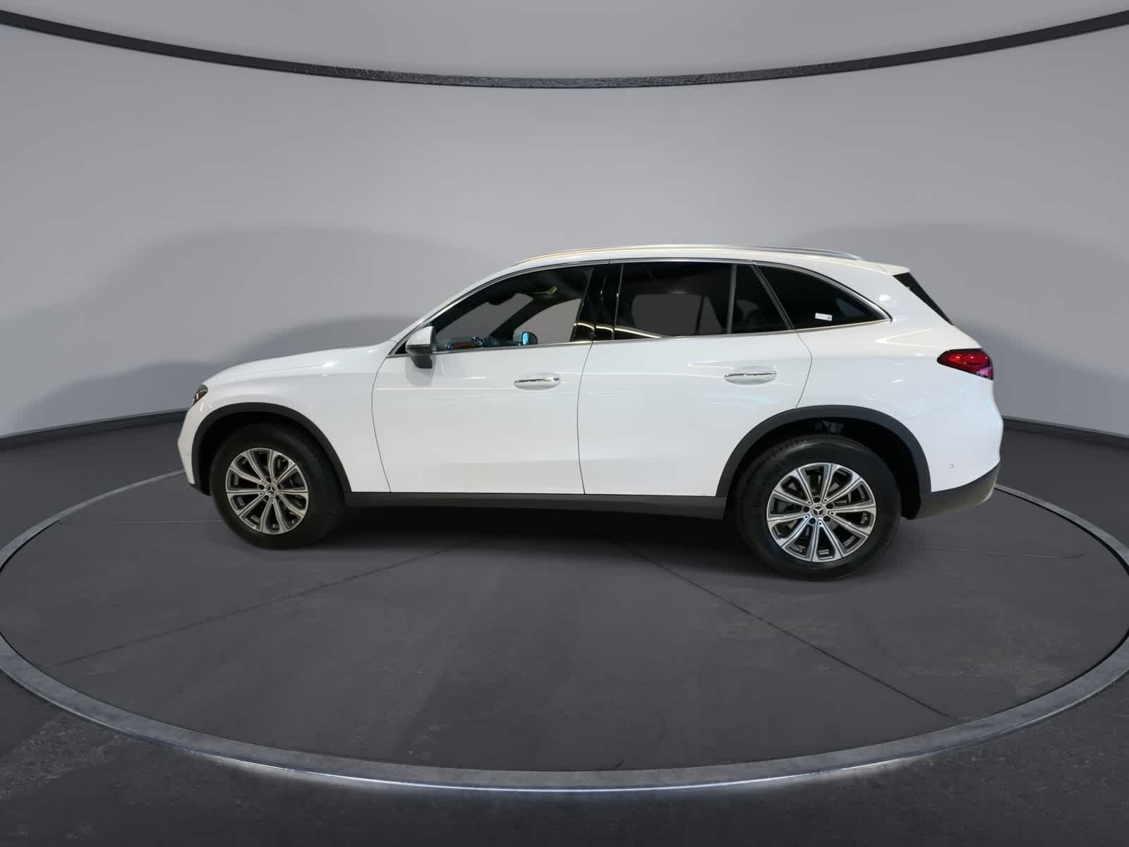 Thumbnail: 2026 Mercedes-Benz GLC - 7