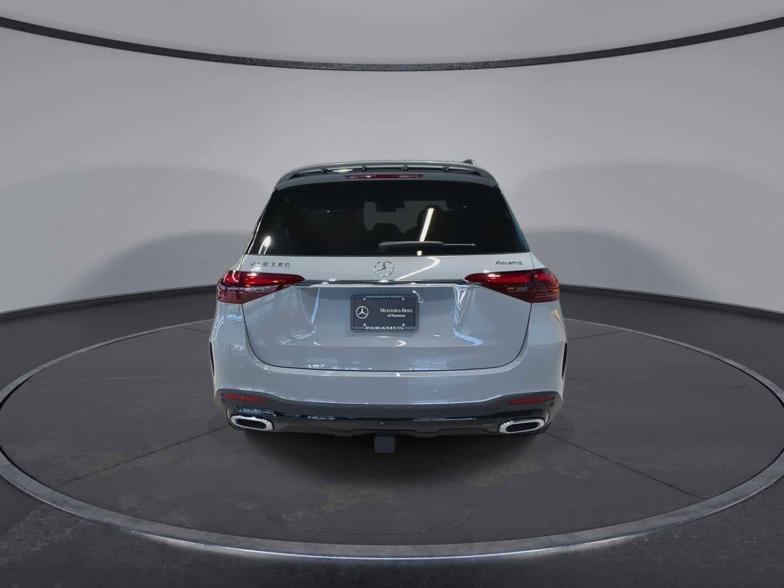 Thumbnail: 2026 Mercedes-Benz GLE - 10