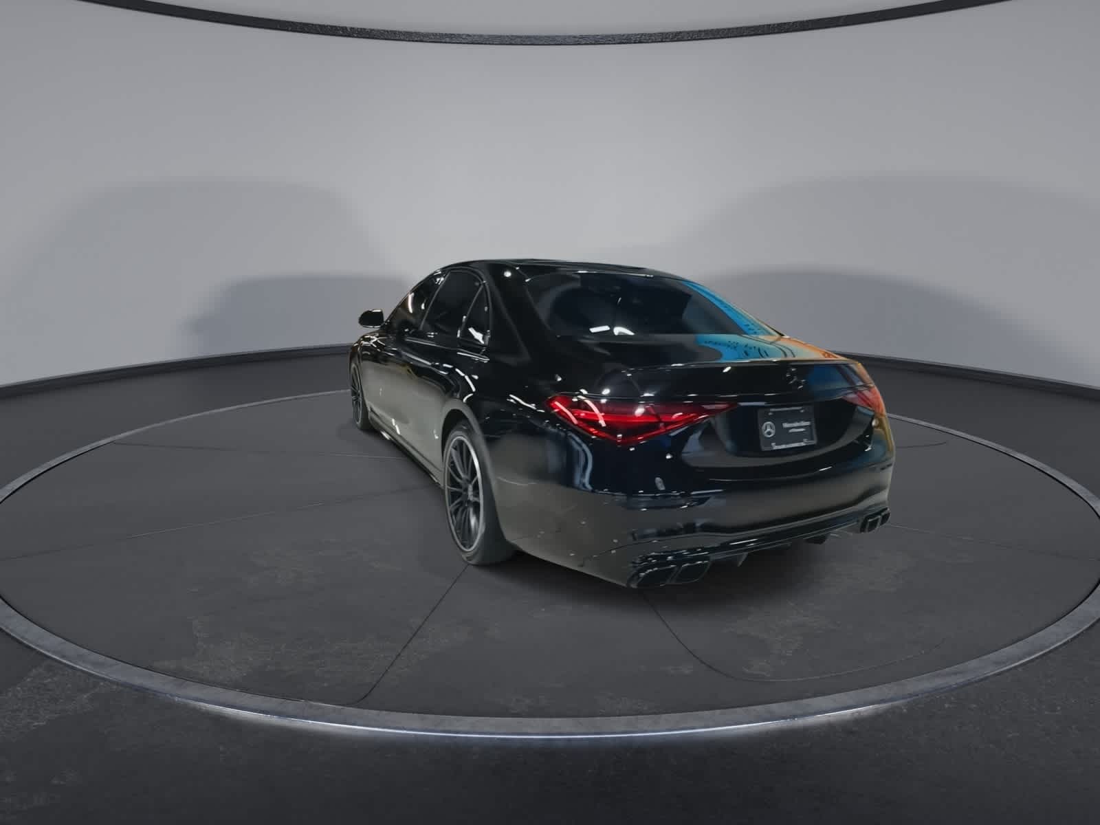 Thumbnail: 2023 Mercedes-Benz S-Class - 9