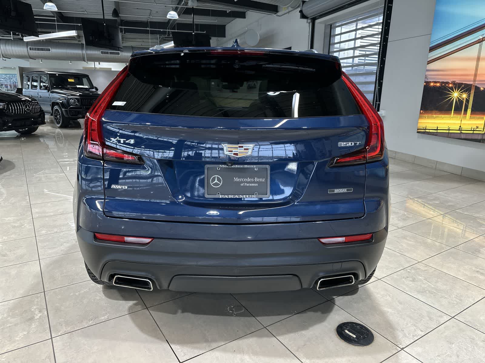 Thumbnail: 2021 Cadillac XT4 - 17