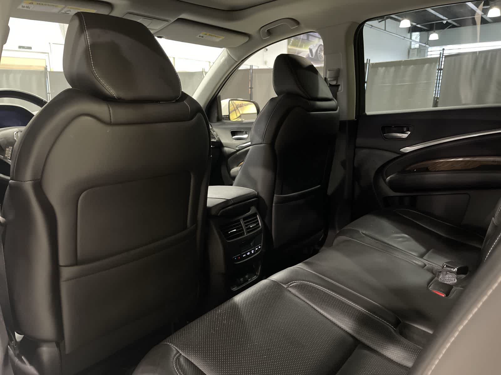 Thumbnail: 2019 Acura MDX - 24