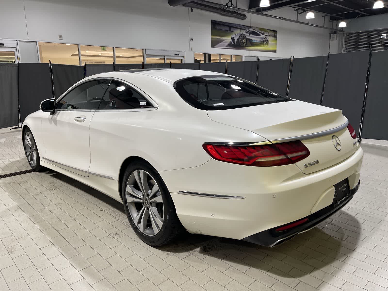 Thumbnail: 2018 Mercedes-Benz S-Class - 16