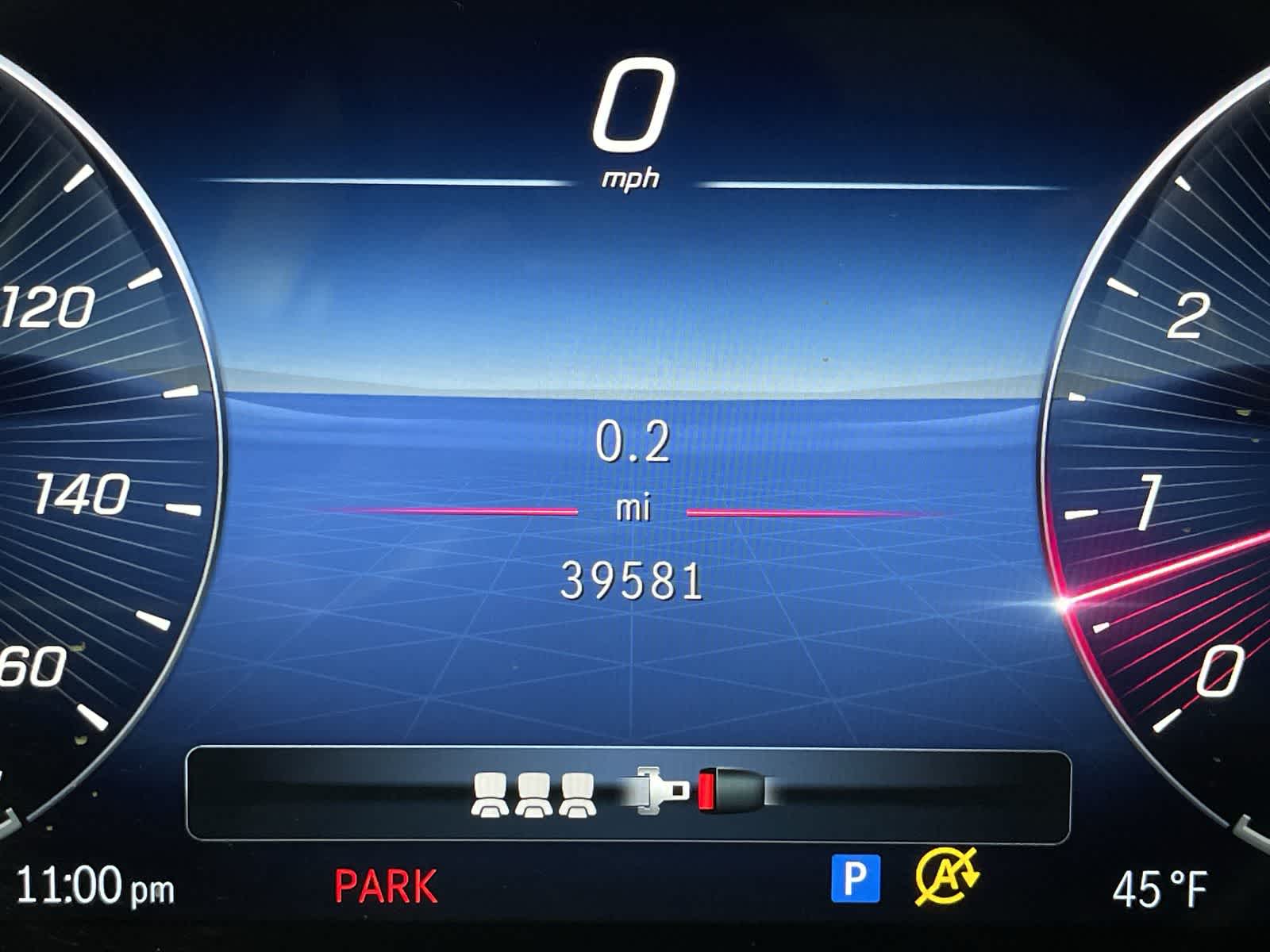 Thumbnail: 2023 Mercedes-Benz C-Class - 30