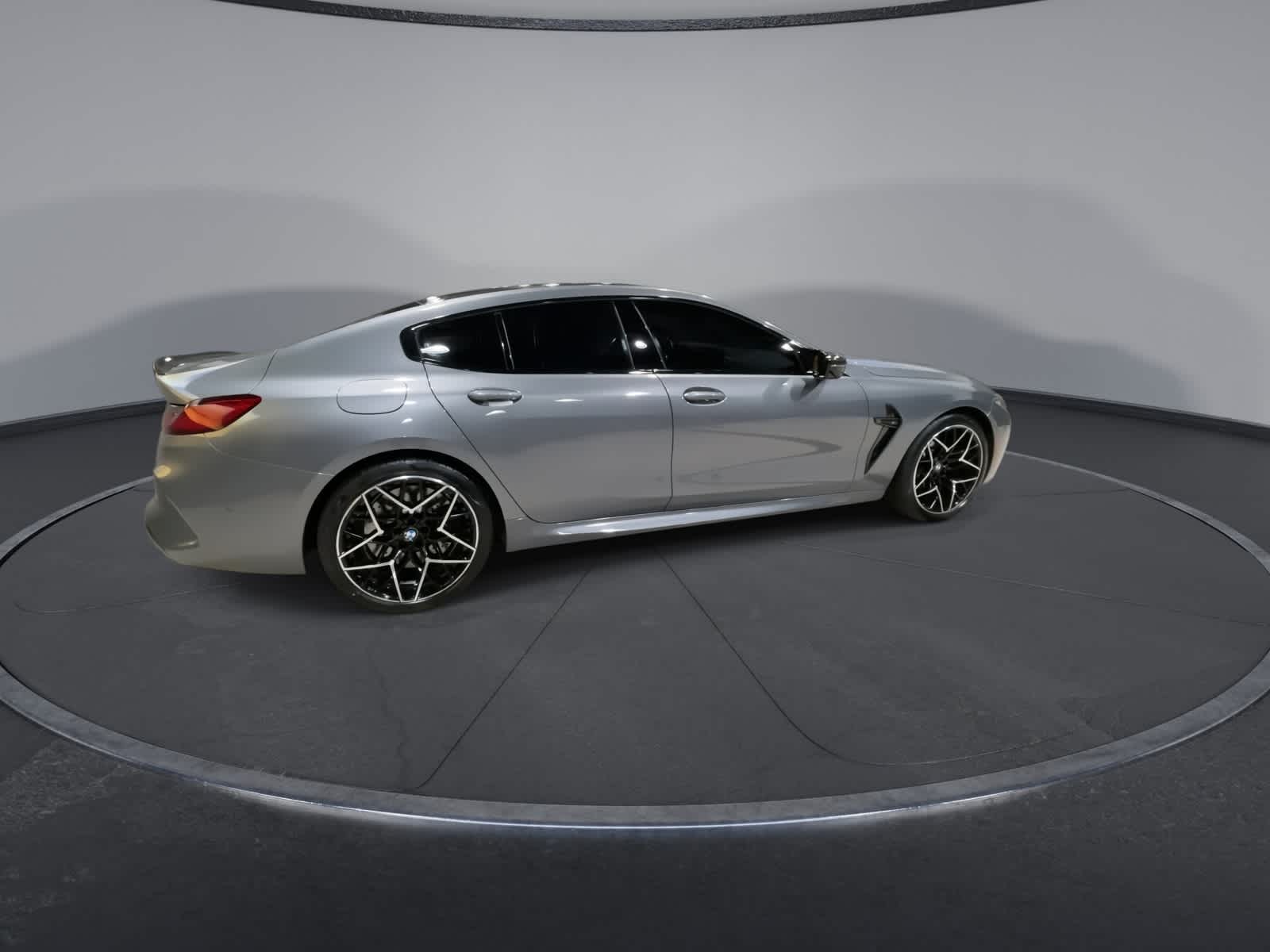 Thumbnail: 2023 BMW M8 - 12