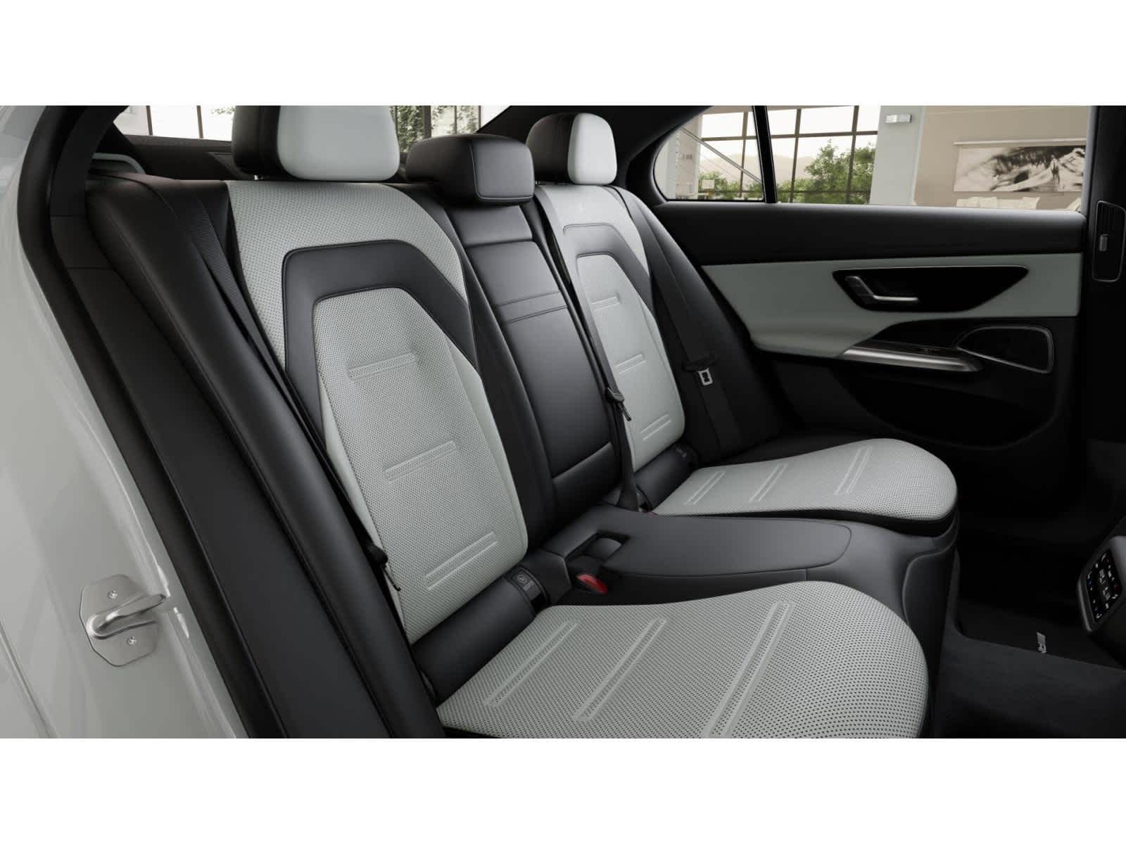 Thumbnail: 2026 Mercedes-Benz E-Class - 5