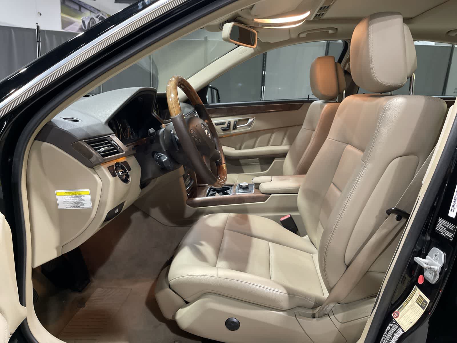 Thumbnail: 2013 Mercedes-Benz E-Class - 23