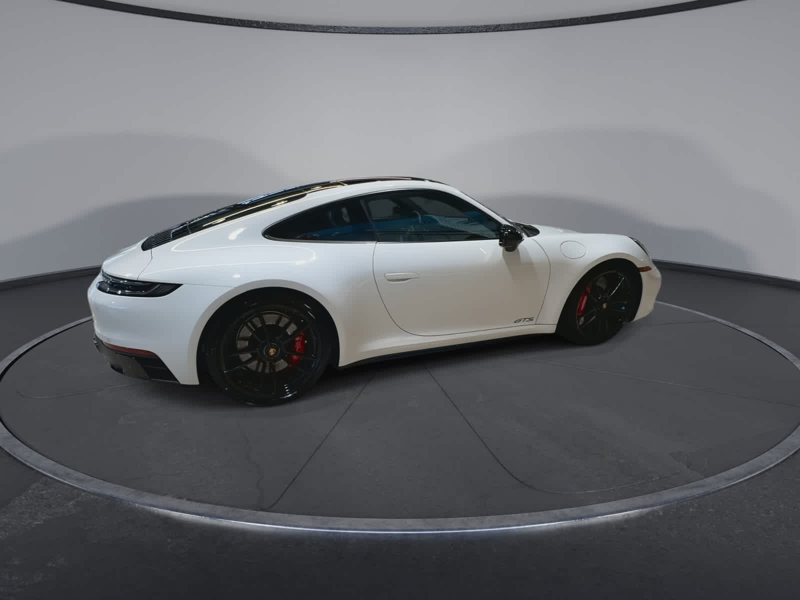 Thumbnail: 2024 Porsche 911 - 12