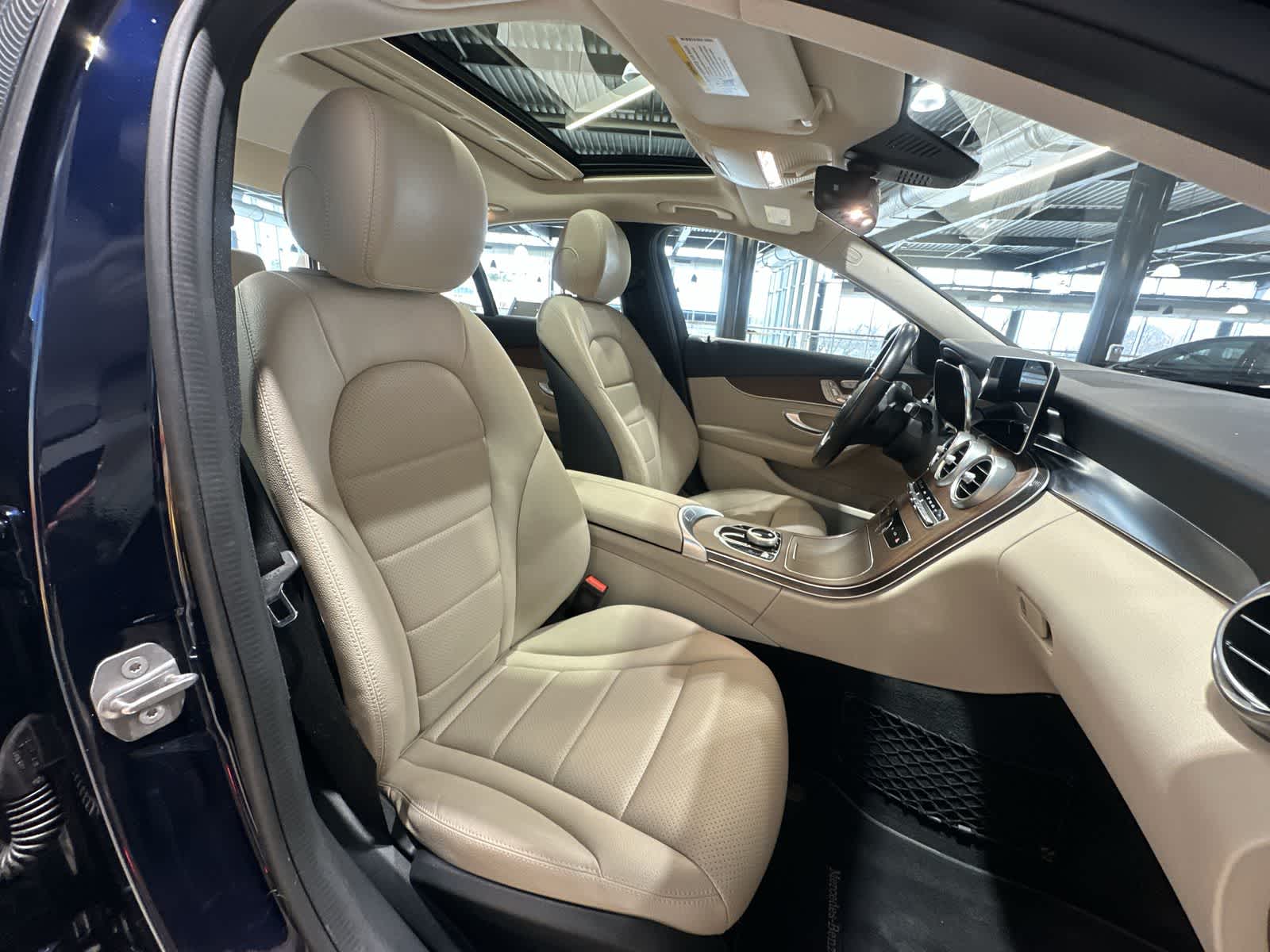 Thumbnail: 2021 Mercedes-Benz C-Class - 26