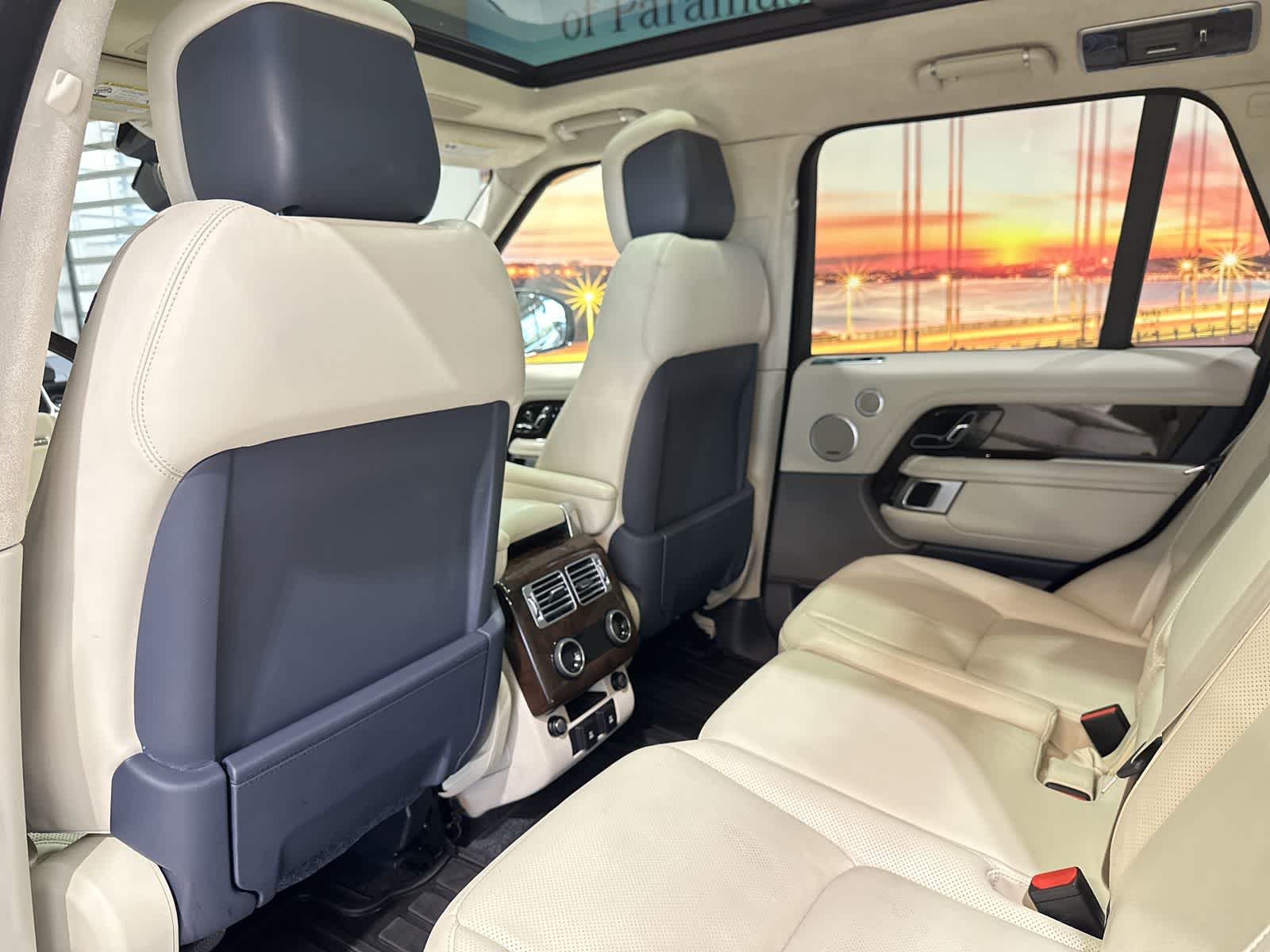 Thumbnail: 2021 Land Rover Range Rover - 24