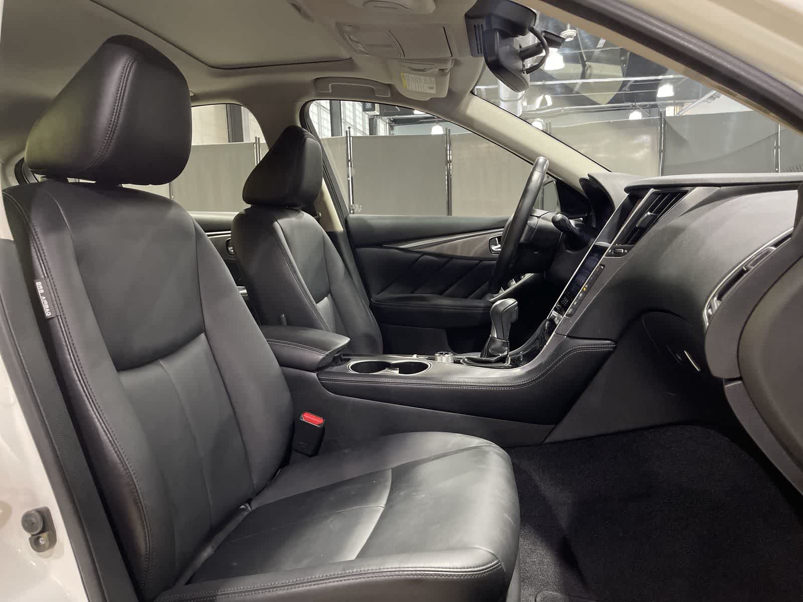 Thumbnail: 2017 INFINITI Q50 - 26