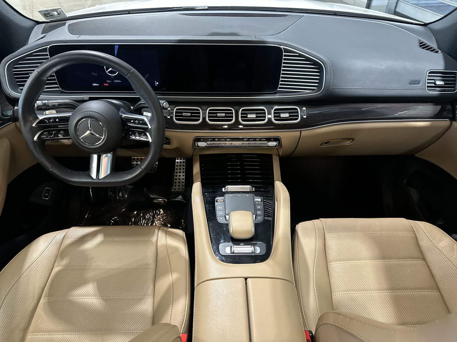 Thumbnail: 2024 Mercedes-Benz GLS - 21