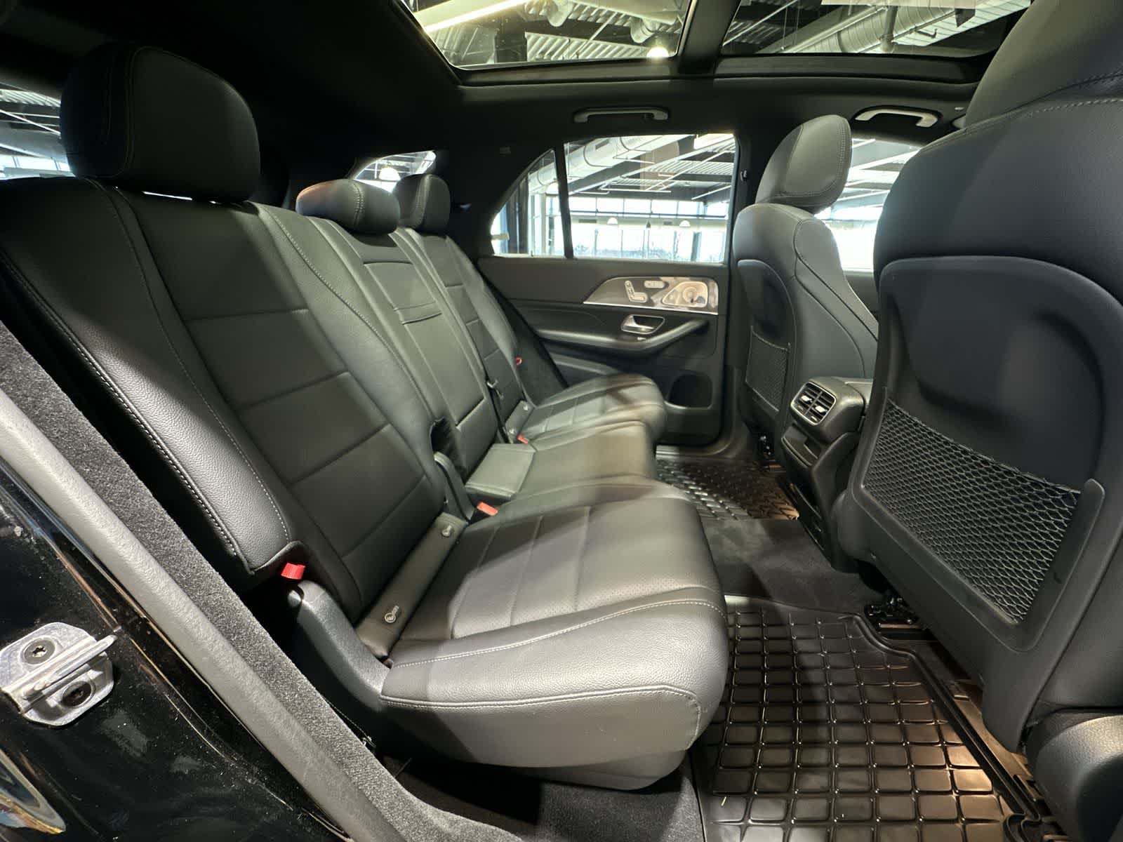 Thumbnail: 2023 Mercedes-Benz GLE - 25