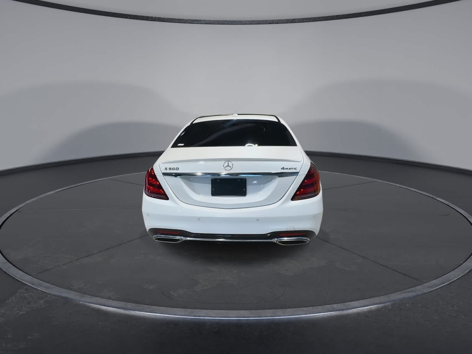 Thumbnail: 2019 Mercedes-Benz S-Class - 10