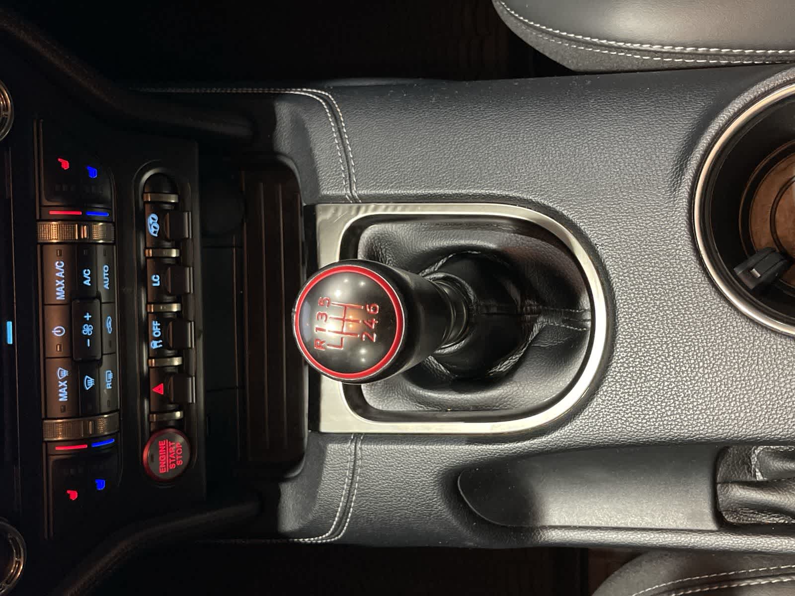 Thumbnail: 2019 Ford Econoline - 29