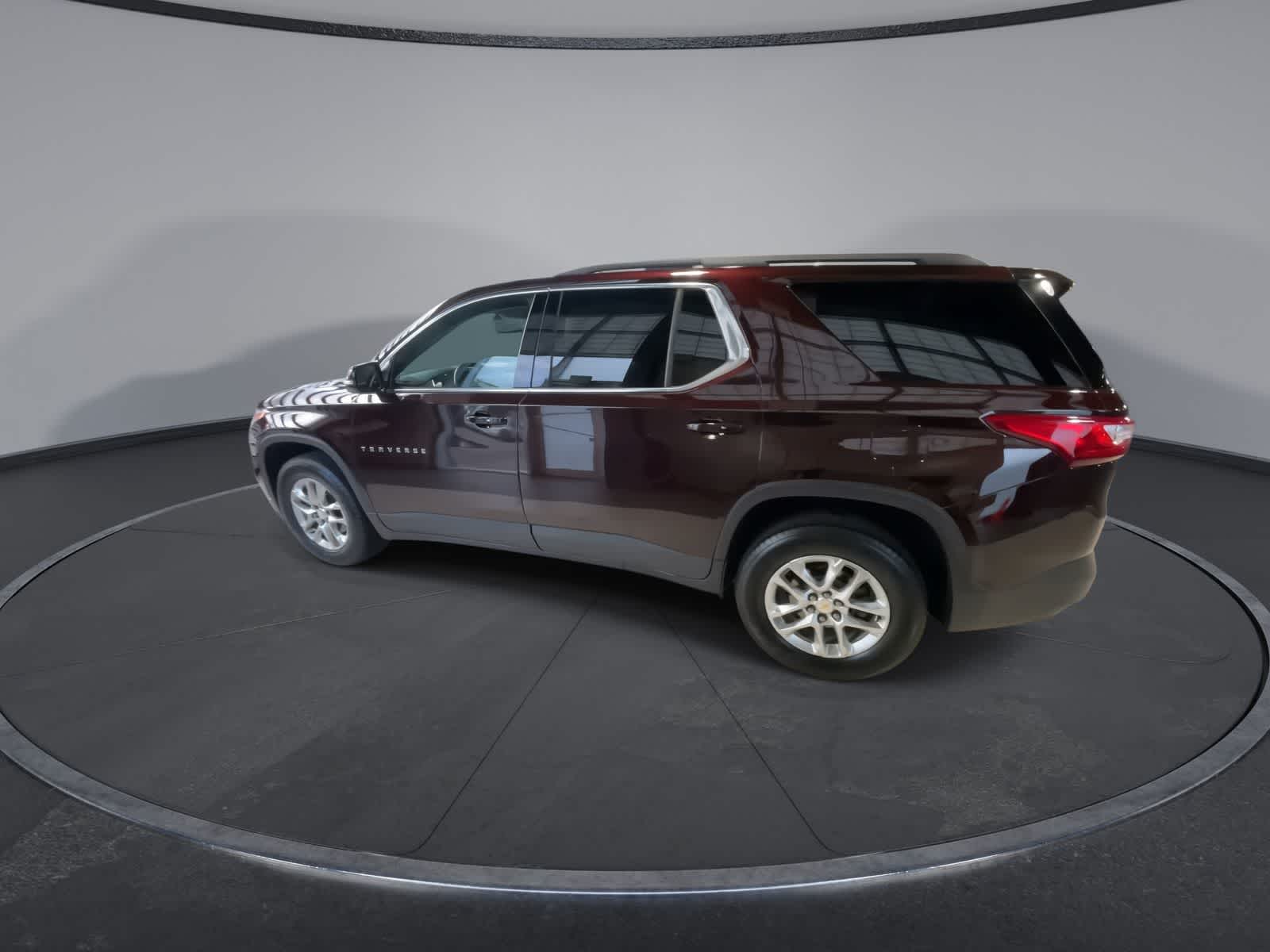 2020 Chevrolet Traverse LT 8