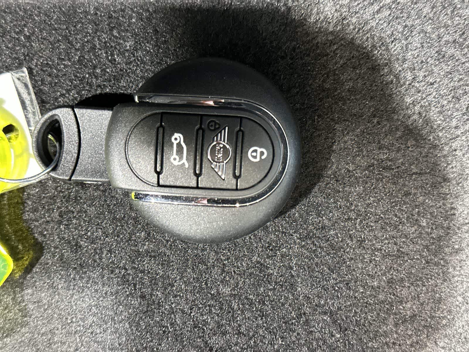 Thumbnail: 2021 MINI Cooper Hardtop - 32