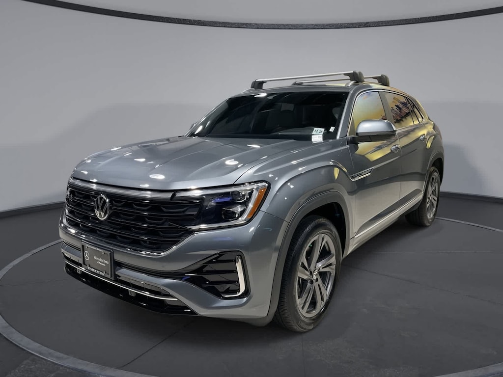 Used 2024 Volkswagen Atlas Cross Sport 2.0T SEL R-Line SUV