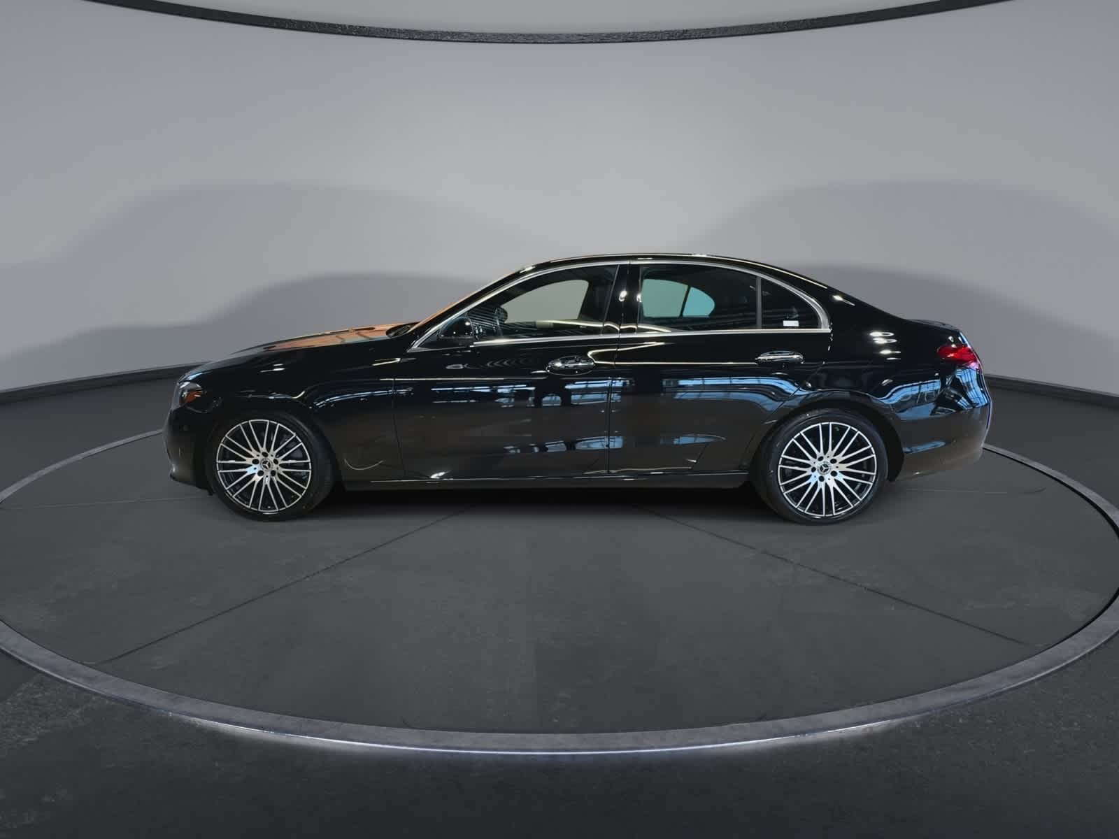 Thumbnail: 2023 Mercedes-Benz C-Class - 7