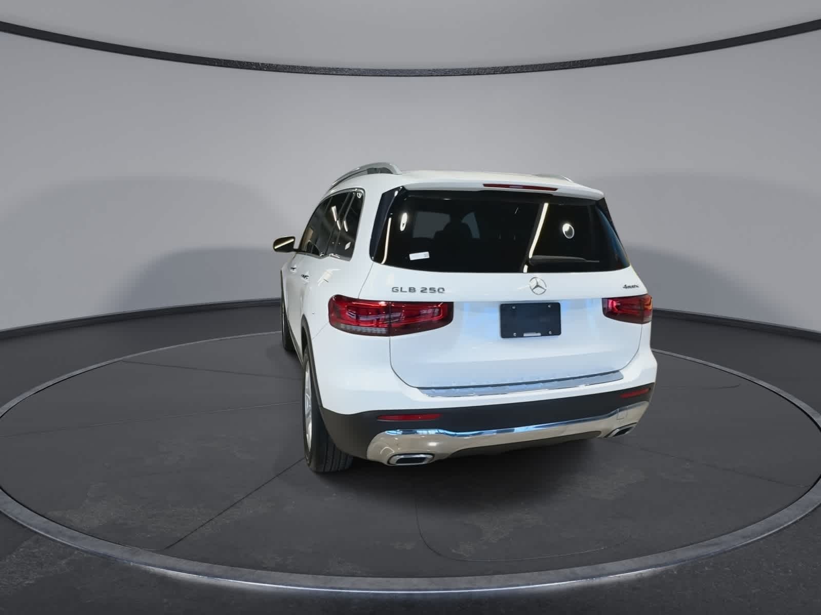 Thumbnail: 2020 Mercedes-Benz GLB - 9