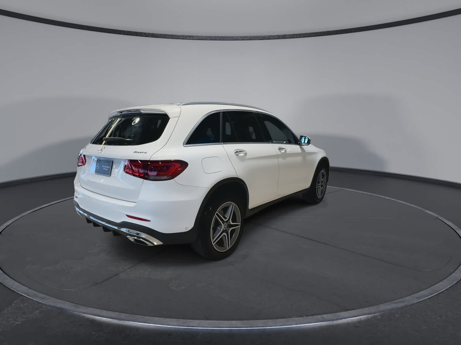 Thumbnail: 2022 Mercedes-Benz GLC - 11