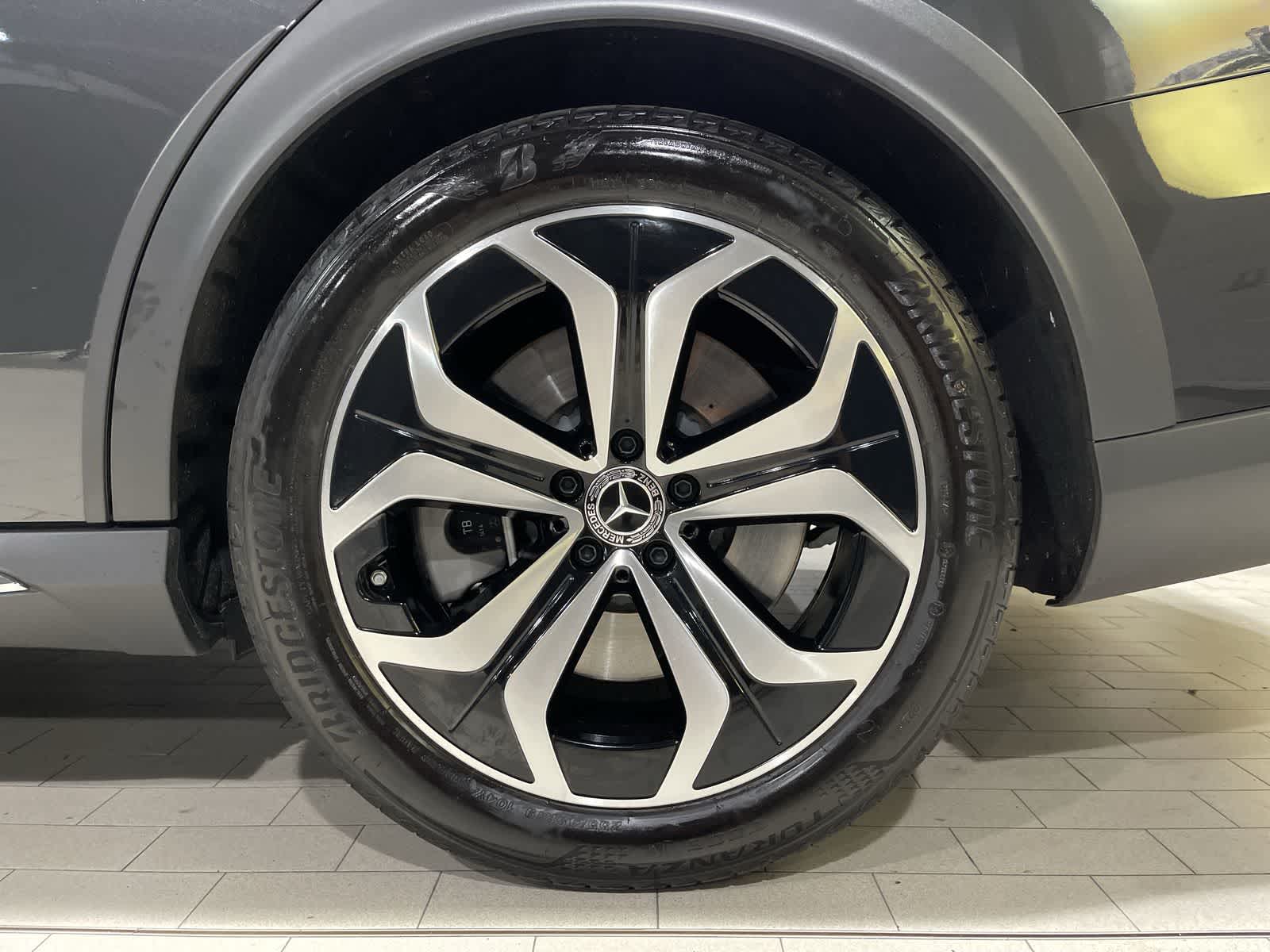 Thumbnail: 2025 Mercedes-Benz E-Class - 20