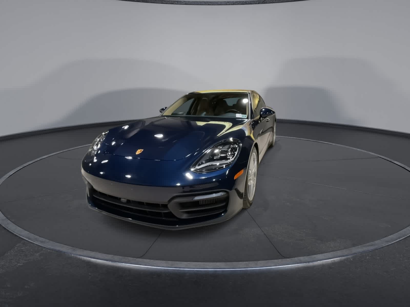 Thumbnail: 2022 Porsche Panamera - 6
