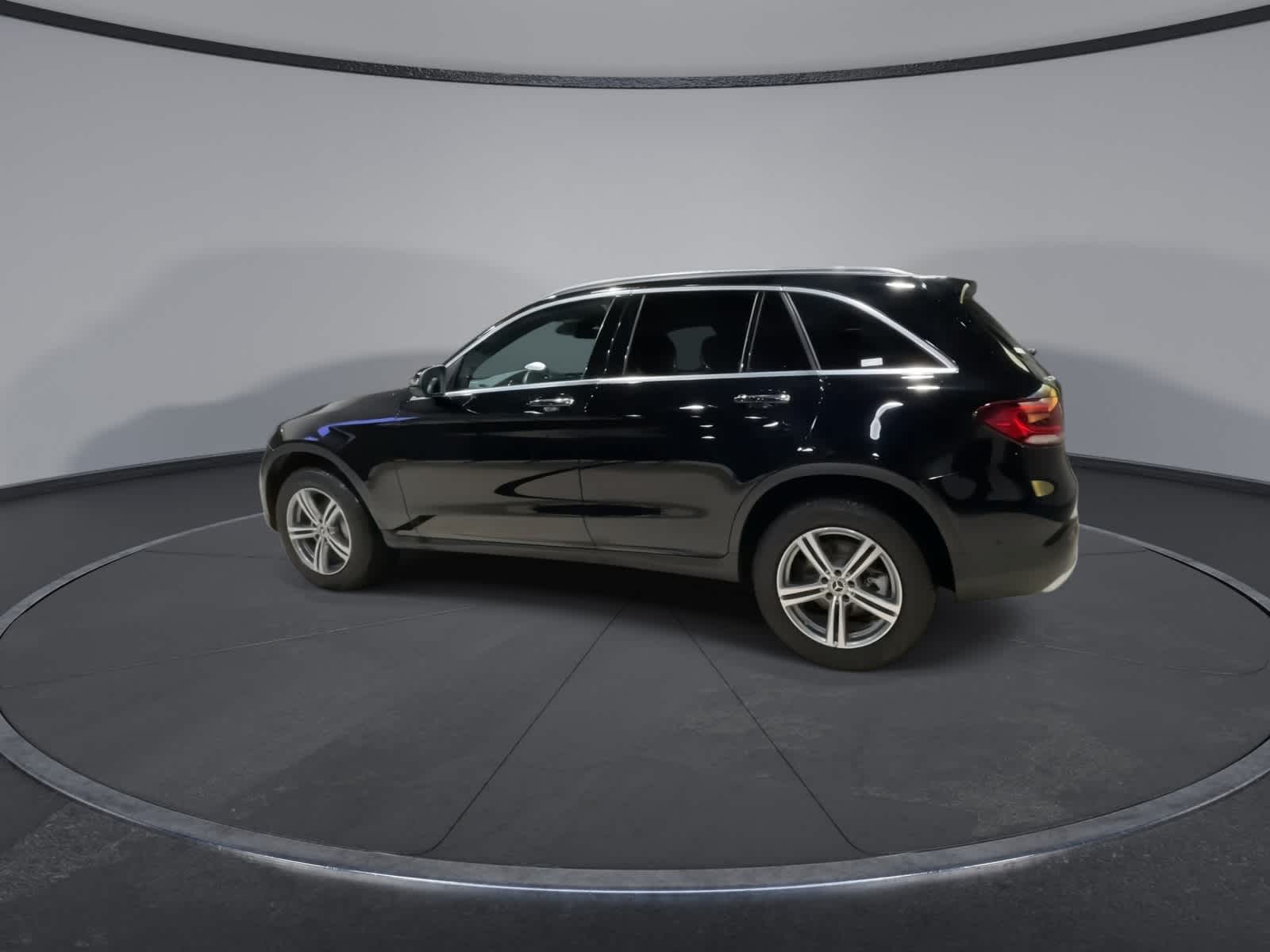 Thumbnail: 2022 Mercedes-Benz GLC - 8