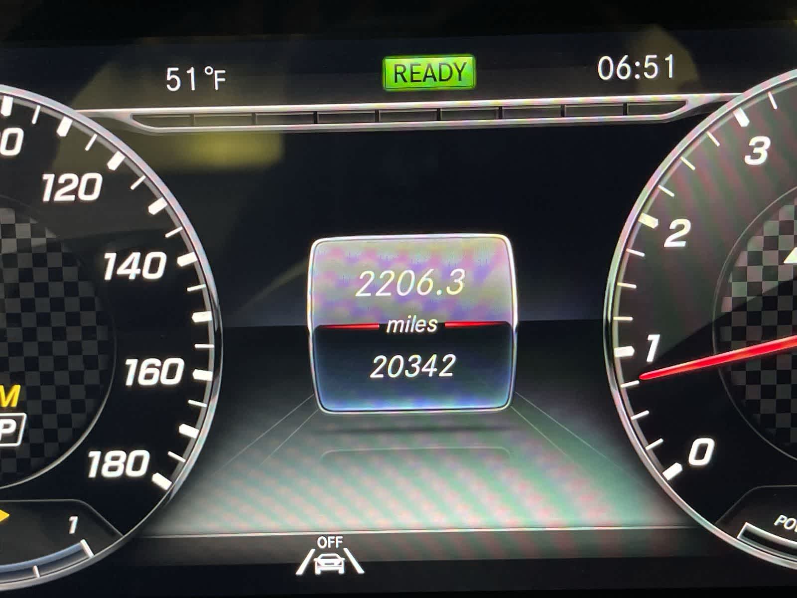 Thumbnail: 2020 Mercedes-Benz E-Class - 30