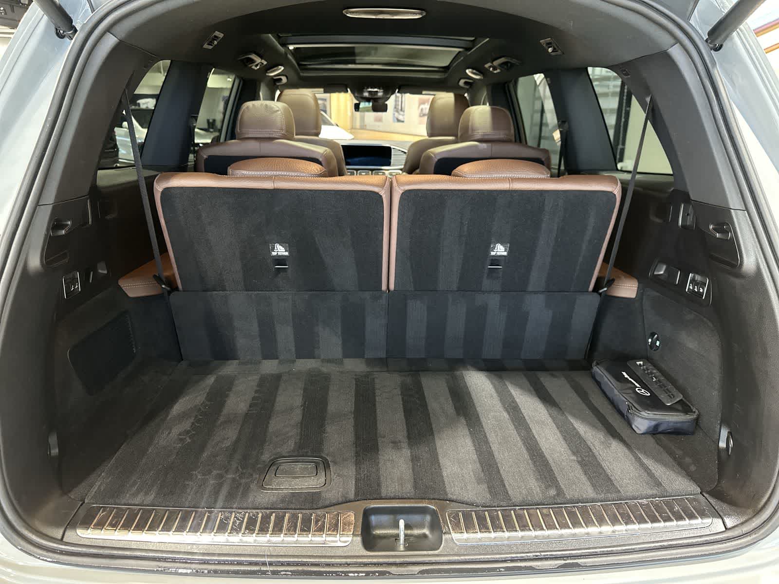 Thumbnail: 2024 Mercedes-Benz GLS - 31