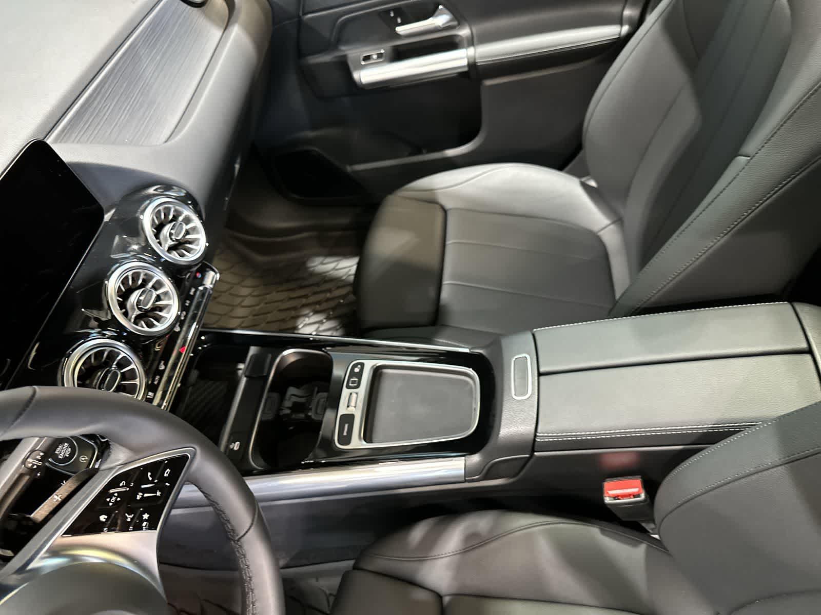 Thumbnail: 2026 Mercedes-Benz GLA - 28