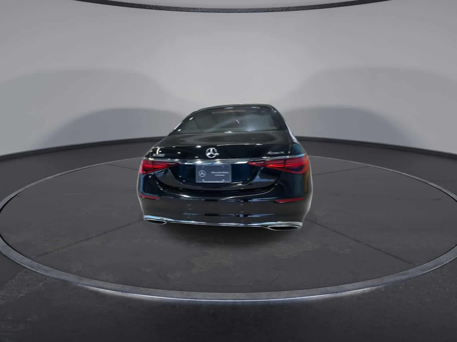 Thumbnail: 2022 Mercedes-Benz S-Class - 10