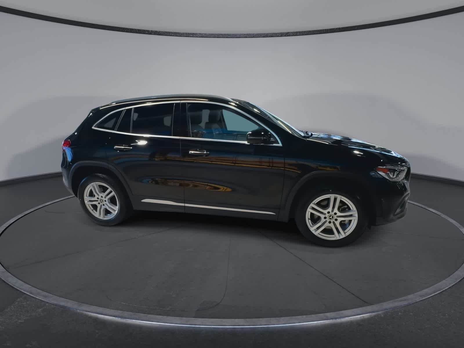 Thumbnail: 2023 Mercedes-Benz GLA - 12