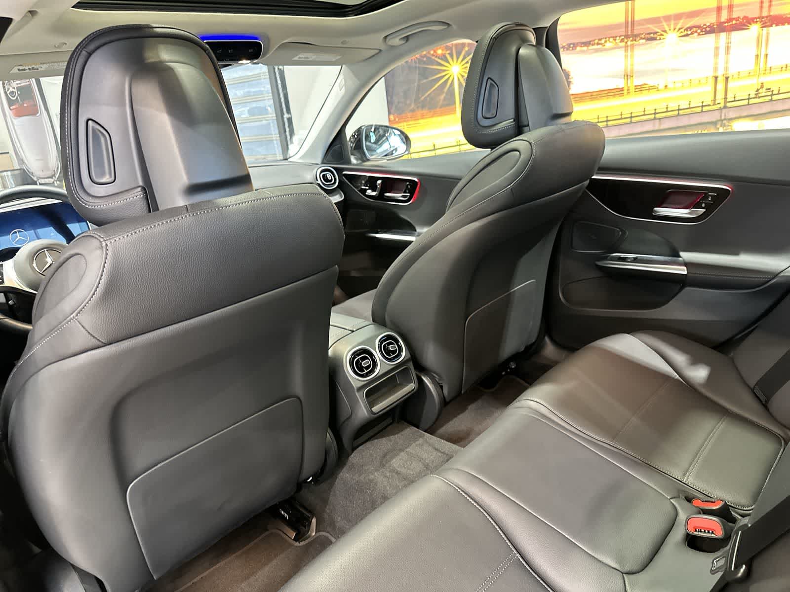 Thumbnail: 2025 Mercedes-Benz C-Class - 24