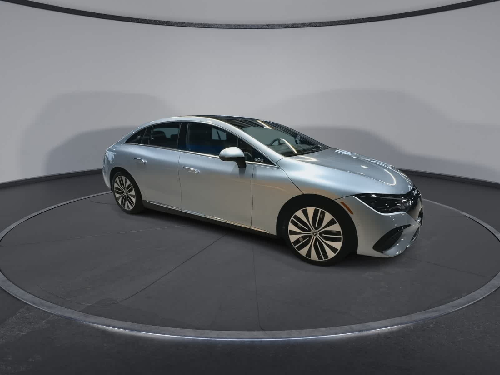 Thumbnail: 2023 Mercedes-Benz EQE - 2